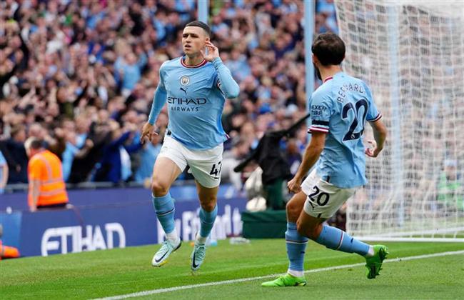 جوارديولا يعلن تشكيل مانشستر سيتي ضد ليفربول