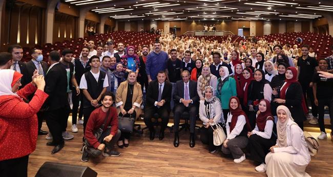 وزير الاتصالات: وظائف علوم البيانات الأكثر جاذبية في  القرن 21