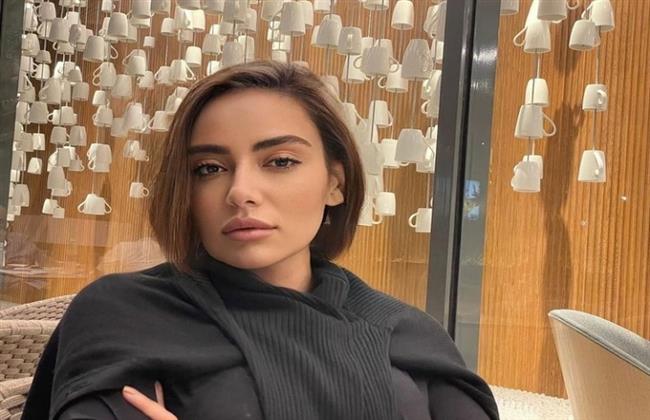من هي سارة الطباخ ؟ وما علاقتها بشيرين عبد الوهاب ؟