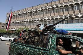   اغتيال سفير يمني سابق برصاص مسلحين مجهولين في صنعاء