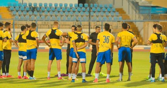 الإسماعيلي يدخل معسكرا مغلقا استعداداً لانطلاقة الدوري الممتاز
