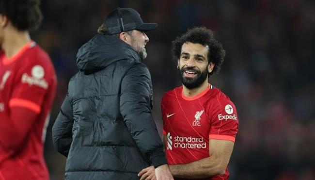 مدرب ليفربول ينفي تقارير رفض صلاح استبداله أمام السيتي.. والفرعون يرد