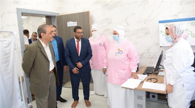 محافظ الإسماعيلية يفتتح مركز طب أسرة أبو سلطان بفايد