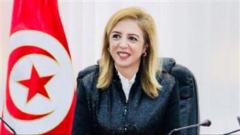   وزير الصحة التونسي يبحث مع مسئولة أممية تحديات التصدي لفيروس "الإيدز"