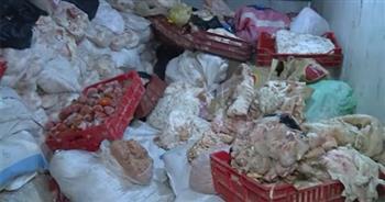 إعدام مواد غذائية فاسدة وضبط مخالفات خلال حملات رقابية بالإسكندرية