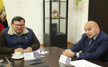   سفير مصر في كيتو يلتقي وزير الزراعة والثروة الحيوانية الإكوادوري