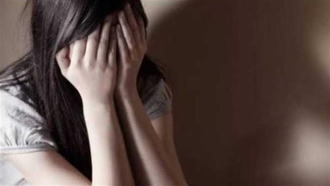 قرار جديد من النيابة ضد مدرس ابتز طالبة لإقامة علاقة غير شرعية في التجمع