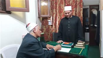 وكيل الأوقاف بالاسكندرية يتفقد استعدادات المساجد لفصل الشتاء 