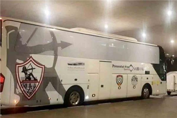حافلة الزمالك تصل ستاد المقاولون العرب لمواجهة سموحة