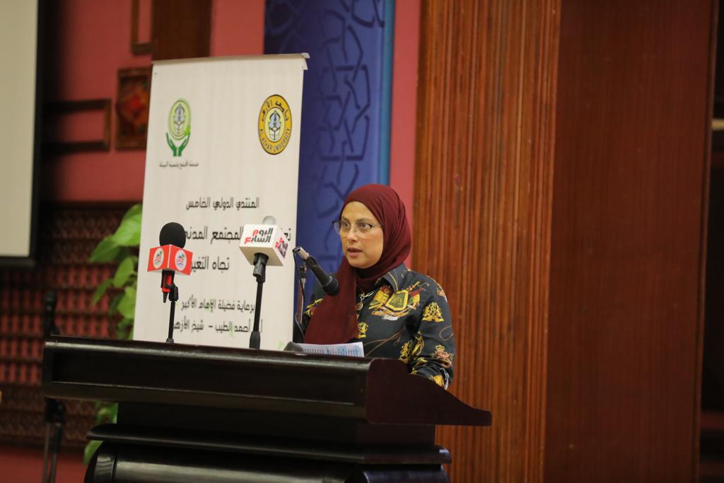 وزارة السياحة: الأزهر في مقدمة المؤسسات الداعمة لجهود الدولة المصرية تجاه قضية المناخ