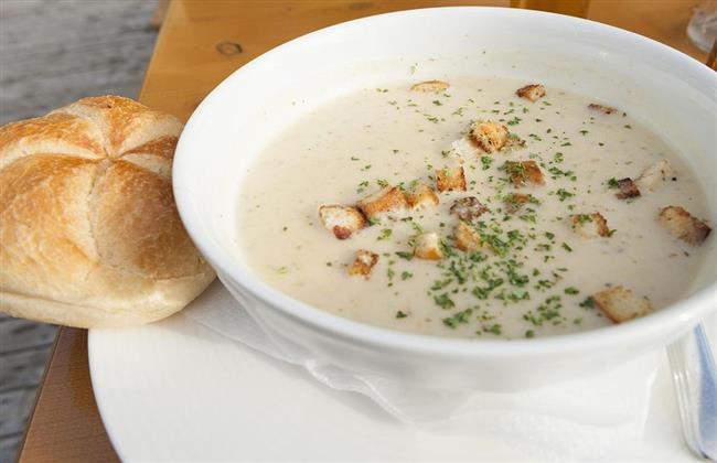 طريقة شوربة الدجاج مع الزبادي