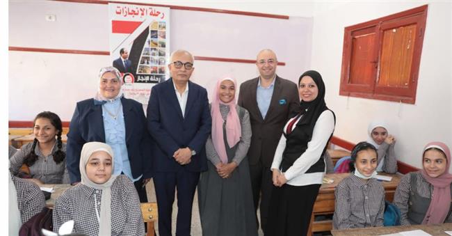 وزير التعليم ومحافظ بني سويف  يتفقدان مدرسة الشهيد محمد مرزوق الإعدادية بنات 