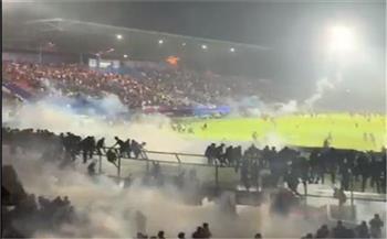توقف الدوري الإندونيسي عقب أحداث دامية في مباراة لكرة القدم