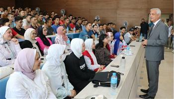 مبارك يتفقد سير العملية التعليمية بجامعة المنوفية الأهلية