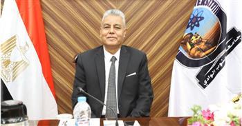 غرباوي يشهد بدء الدراسة ببرنامج الحاسبات والذكاء الإصطناعي بجنوب الوادى الأهلية 