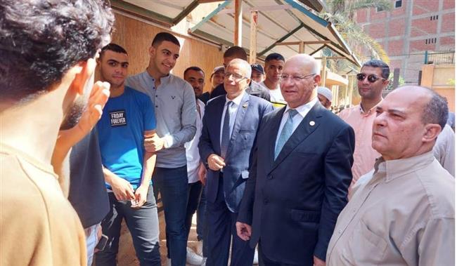 رئيس جامعة بنها يتفقد كليات العلوم وهندسة بنها والطب البشرى والمدن الجامعية