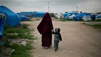   فرنسا تعيد 15 امرأة و40 طفلاً من مخيمات فى سوريا