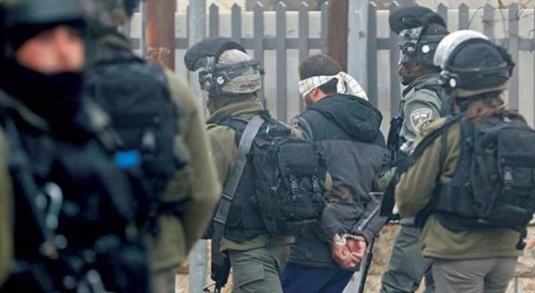 الاحتلال يعتقل 8 فلسطينيين بالضفة الغربية ومواجهات في مناطق متفرقة