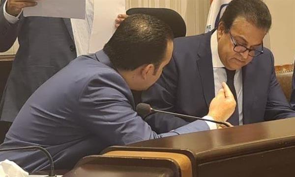 عمرو فهمي يلتقي وزير الصحة لحل المشكلات العالقة بمستشفيات مدينة المحلة بالغربية