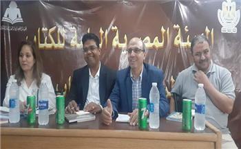 مناقشة "السرد والخصوصية الثقافية" بالمركز الدولي للكتاب