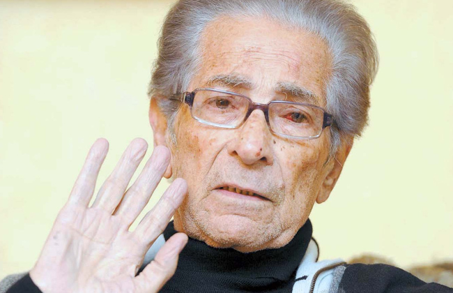 في ذكري رحيله.. أغرب مؤلفات أنيس منصور عن العالم الآخر