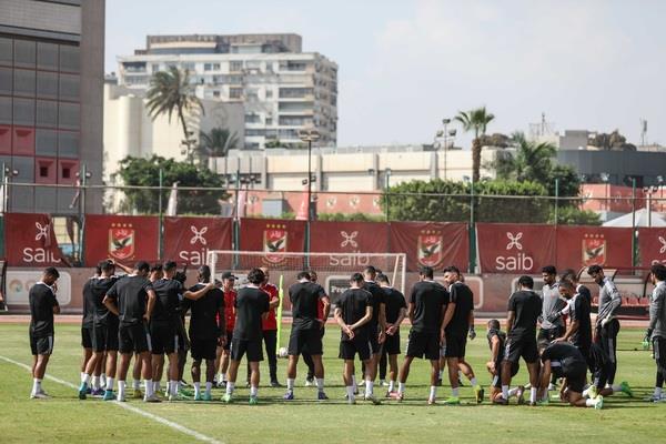 مران الأهلي| تدريبات في «الجيم».. وكولر يحاضر اللاعبين