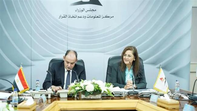 وزيرا التخطيط والتجارة والصناعة يبحثان الموقف التنفيذي للخطة الاستراتيجية لتنمية الصادرات المصرية