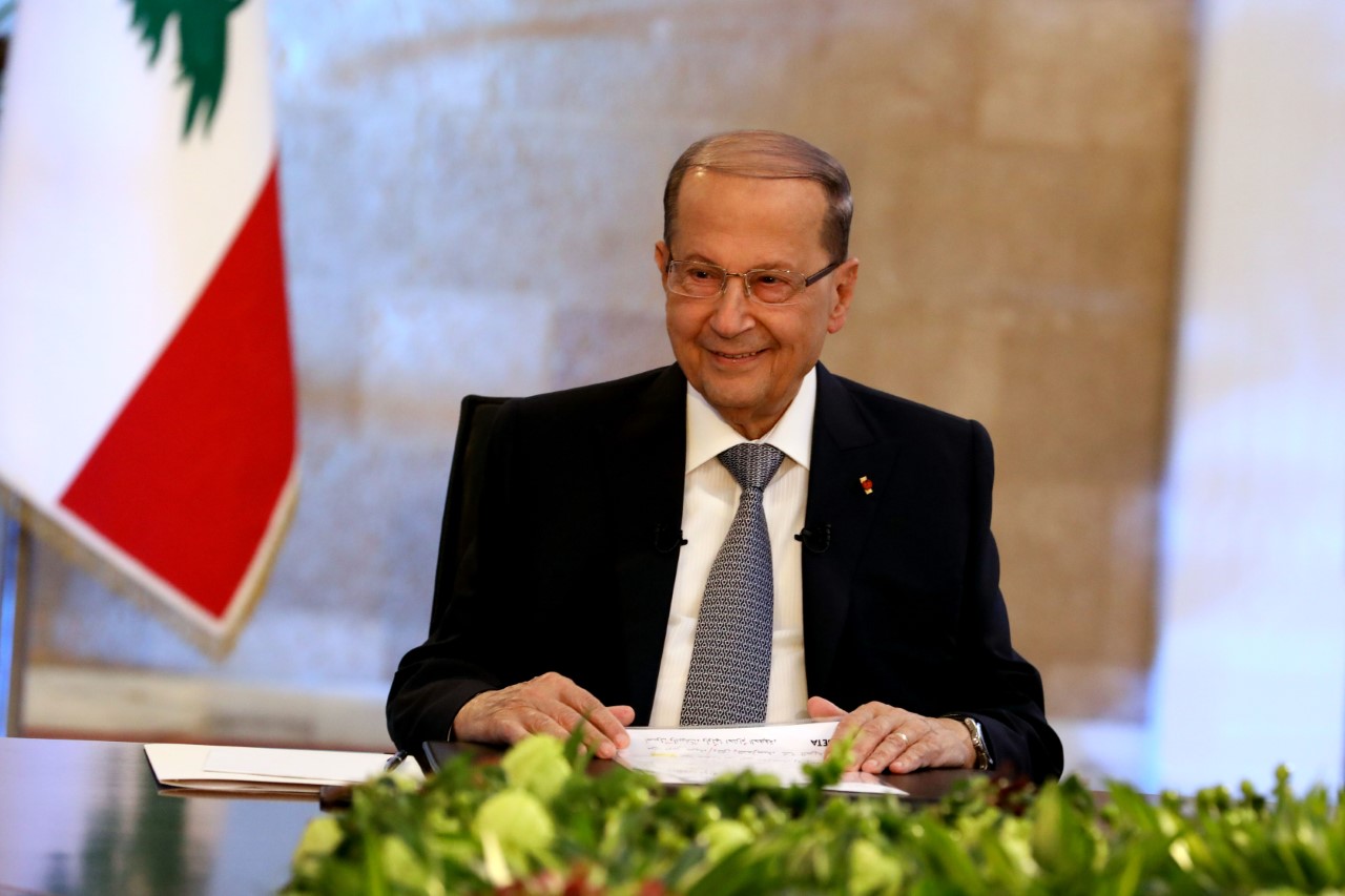 الرئيس اللبناني يبحث ترتيبات ترسيم الحدود البحرية رسميا مع إسرائيل خلال أيام