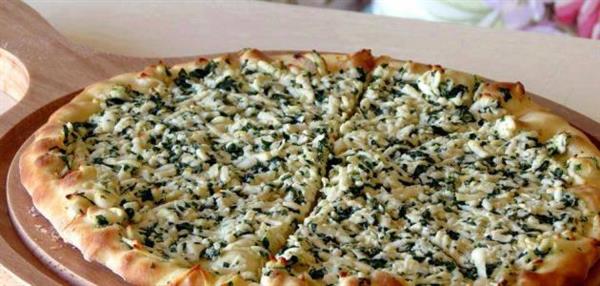 طريقه فطيرة الزعتر والجبن