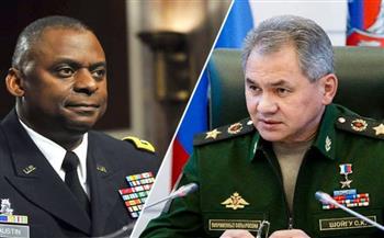   الجارديان: محادثات "نادرة" بين وزيري الدفاع الروسي والأمريكي حول الحرب في أوكرانيا