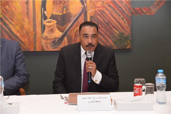متابعة تنفيذ الانشطة التنموية الداعمة للتكيف مع تغير المناخ في البيئات الصحراوية بمطروح