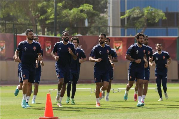 تدريبات متنوعة للاعبي الأهلي استعدادا لمباراة السوبر أمام الزمالك