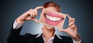   ما حكم تفليج الأسنان لتحسين الشكل وإظهار الجمال؟.. الإفتاء تجيب