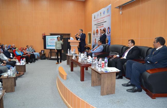 افتتاح المؤتمر الأول لمركز تعليم وأبحاث اللغات بفرع جامعة جنوب الوادي بالغردقة