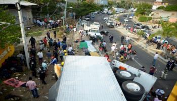   مصرع وإصابة 10 مهاجرين في حادث سير على طريق سريع جنوبي المكسيك