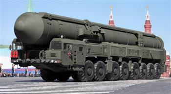   تايم الأمريكية: 10 خيارات للرد على روسيا إذا استخدمت السلاح النووى