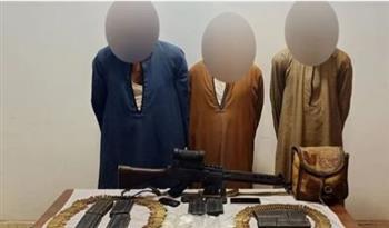 سقوط 3 عناصر إجرامية بالمنيا بحوزتهم سلاح نارى ومخدرات