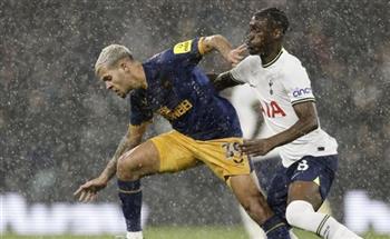 نيوكاسل يحمي نجمه من أطماع ريال مدريد وتشيلسي