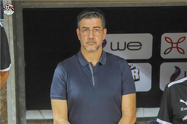 فيتوريا يصل ملعب هزاع بن زايد لحضور مباراة السوبر المصري