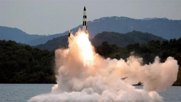 المملكة المتحدة تدين أحدث تجارب كوريا الشمالية الصاروخية وتحثها على العودة للدبلوماسية