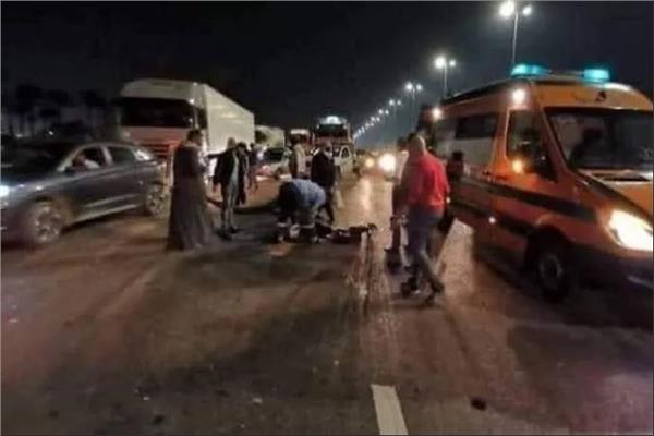 مصرع عامل صدمته سيارة أثناء عبوره الطريق بمصر القديمة 