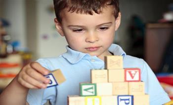 أخصائي نفسي: الذكاء الشخصي للأطفال يتمثل في إنجاز الطفل لمهامه