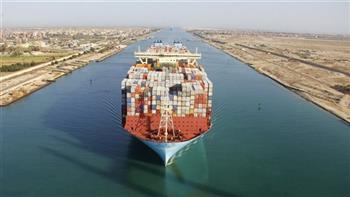   قناة السويس تشهد عبور 65 سفينة بإجمالي حمولات 3.7 مليون طن