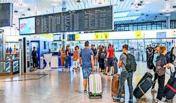   إخلاء مطار فيينا بسبب اشتباه في وجود متفجرات