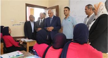 محافظ الجيزة يتفقد مدرستا منيل شيحة وبنك أبو ظبي الإعدادي بأبو النمرس