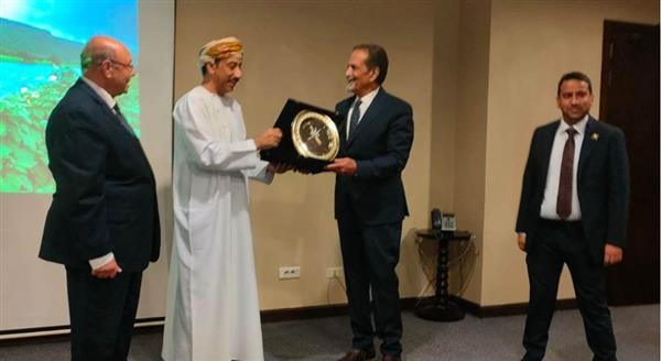السفير العماني: سلطنة عمان لديها من المقومات السياحية ما يناسب السائح المصري والعربي