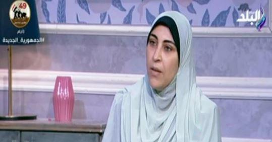في كل محكمة 3 .. مأذونة : المهنة يحصل عليها الأعلى مؤهل