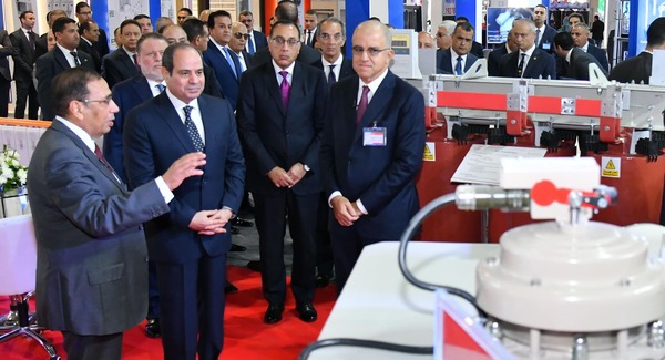بث مباشر.. تواصل فعاليات المعرض الدولي الأول للصناعة برعاية السيسي