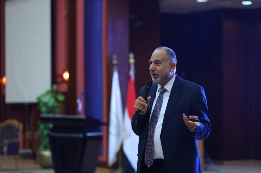 مدير  الأزهر العالمي للفتوى الإلكترونية: الإسلام انتصر للمرأة وأعطاها حقوقها كاملة