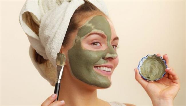 طرق استخدام ماسك الطين المغربي للشعر